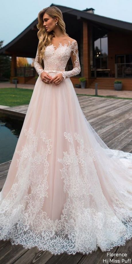 Model robe de mariée 2022