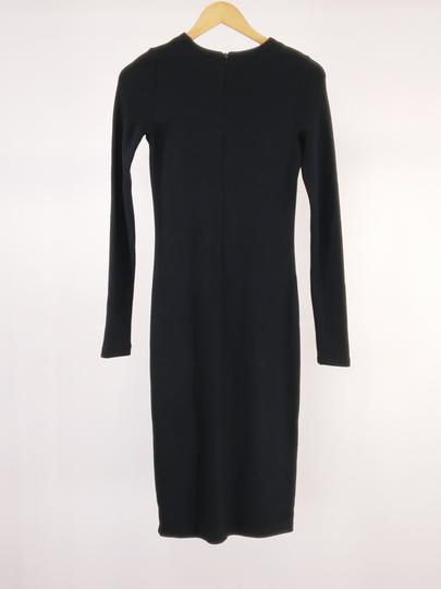 Robe noir moulante longue robe-noir-moulante-longue-84_13