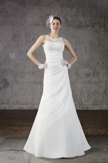 Modèle de robe de mariée en dentelle modle-de-robe-de-marie-en-dentelle-29_14