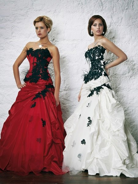 Robe de mariée noir et rouge robe-de-marie-noir-et-rouge-38_7