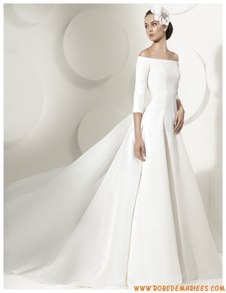 Robe blanche avec traine robe-blanche-avec-traine-75_15