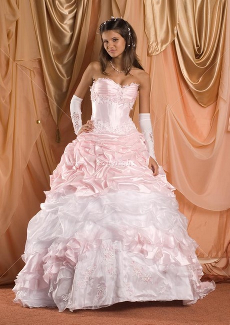 Robe de mariée rose et blanc