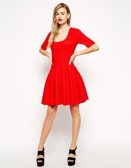Robe rouge nouvel an