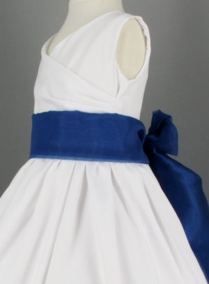 Robe ceremonie fille bleu marine robe-ceremonie-fille-bleu-marine-64_2