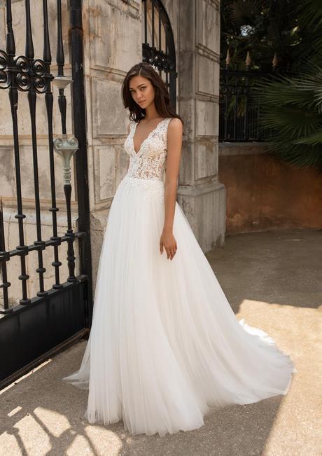 Les plus belles robes de mariée 2020 les-plus-belles-robes-de-mariee-2020-24_15