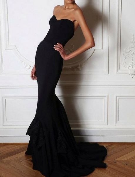 Longue robe noire bustier