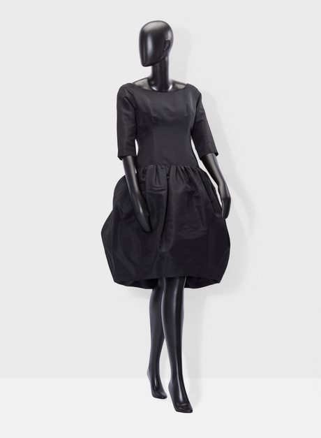 Petite robe noire dior petite-robe-noire-dior-99_4