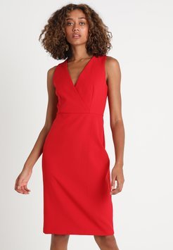 Robe rouge simple robe-rouge-simple-86_15