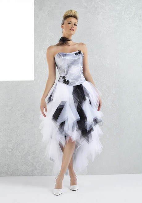 Robe de mariée blanche et noir robe-de-marie-blanche-et-noir-12_15