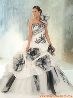 Robe de mariée courte noir et blanc robe-de-marie-courte-noir-et-blanc-11_17