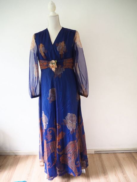 Longue robe bleu marine longue-robe-bleu-marine-19_2