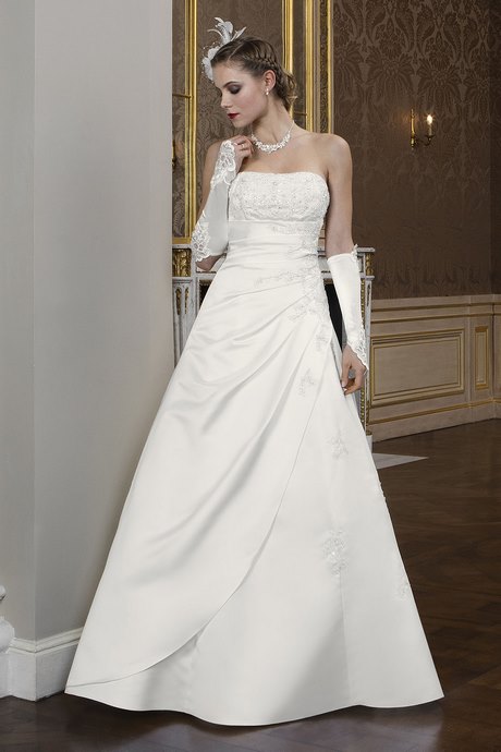 Robe de mariée bordeaux et blanc robe-de-mariee-bordeaux-et-blanc-42_15
