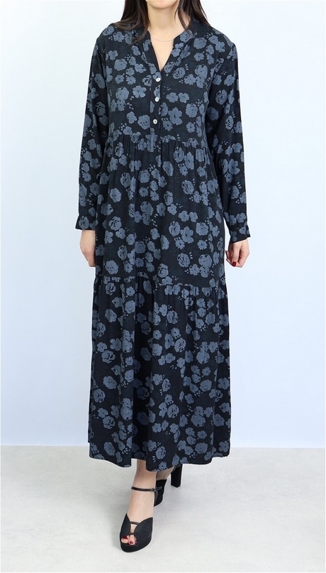 Robe noire avec fleurs robe-noire-avec-fleurs-12_9