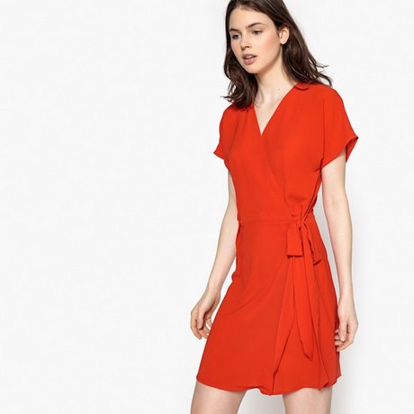 Robe droite courte rouge robe-droite-courte-rouge-78_2