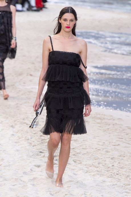 Chanel petite robe noire chanel-petite-robe-noire-24_7
