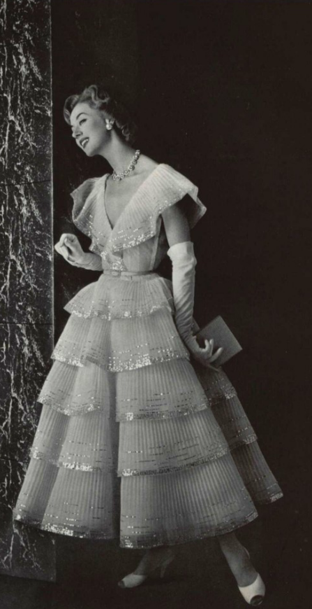 Robe 1955 robe-1955-43