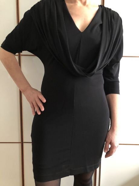 Vente robe noire vente-robe-noire-67_4