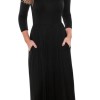 Longue robe noir simple